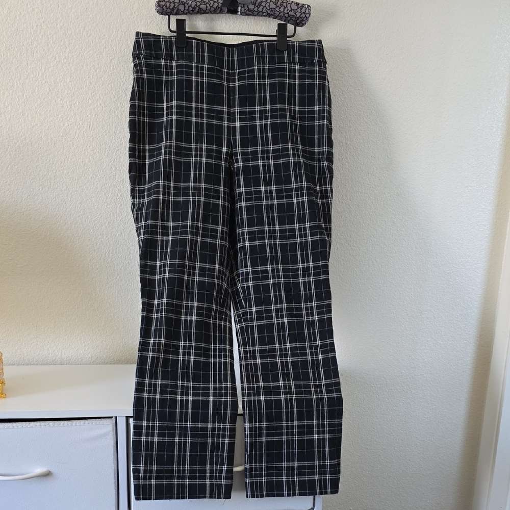 Per Se Black Plaid